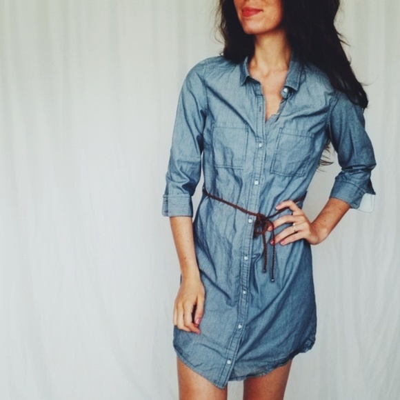 Calvin Klein Dresses & Skirts - Calvin Klein button up denim dress -B3
